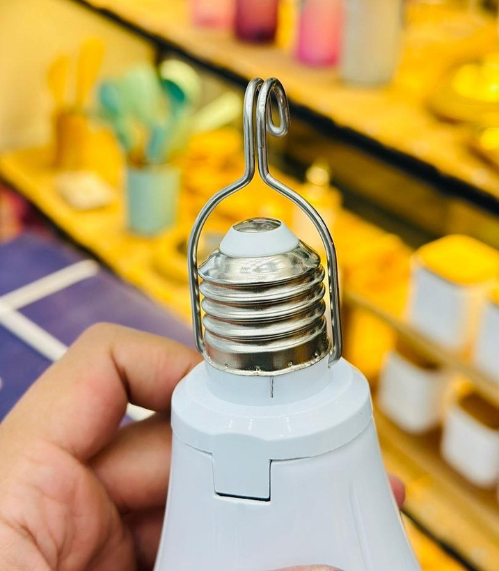 لامپ شارژی اضطراری ۳۰ وات LED با پورت Type-C | نور سفید 6500K