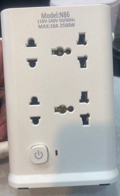 چندراهی برق مدل N86 با 8 پریز یونیورسال + 4 پورت USB (USB-C و USB-A) | توان 2500 وات | مناسب برای خانه و محل کار