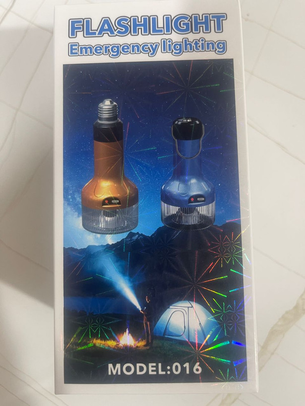 لامپ شارژی اضطراری دارای سرپیچ E27 و شارژ از طریق درگاه تایپ c و دارای چراغ قوه اضطراری